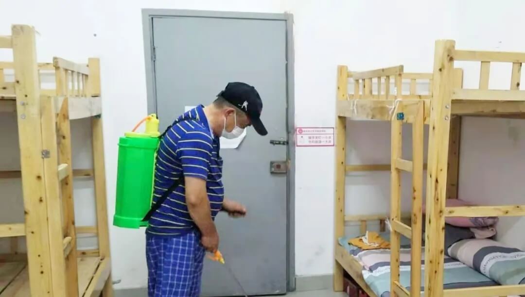 重庆龙行艺术多措并举做好防疫行动，全封闭式管理保障11