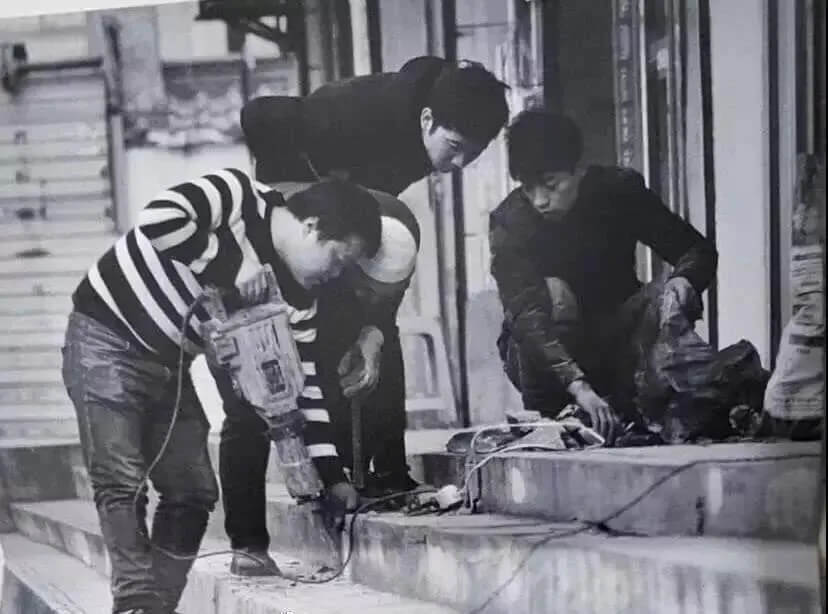 重庆美术培训学校整理分享：西安美术学院近五年来?？伎继?！图七