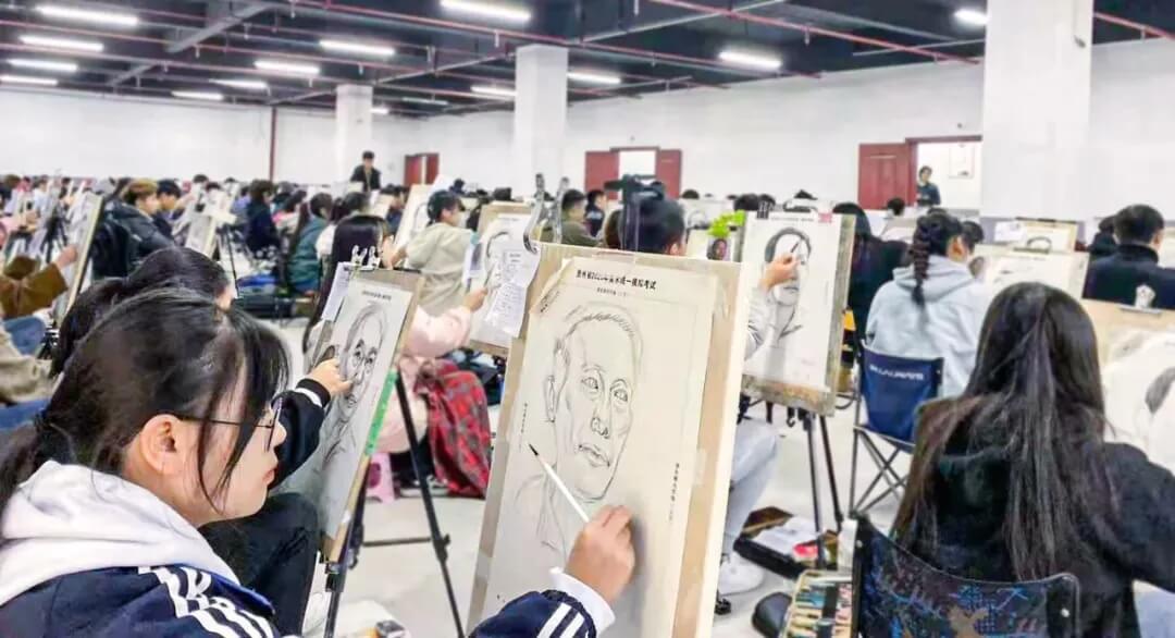 已有省市发布2021届美术联考大纲，重庆美术培训画室美术生速看！